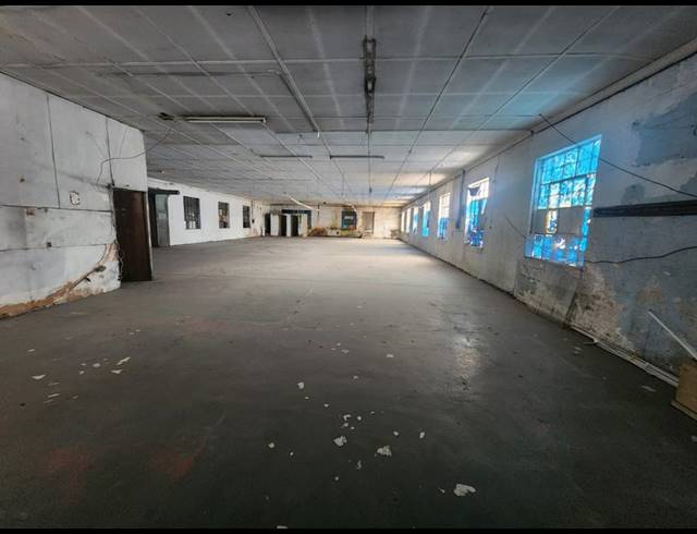 BUSINESS PROPERTY TO RENT IN BOOYSENS